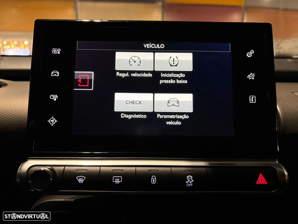 Citroën C4 Cactus 1.2 PureTech Shine - 57