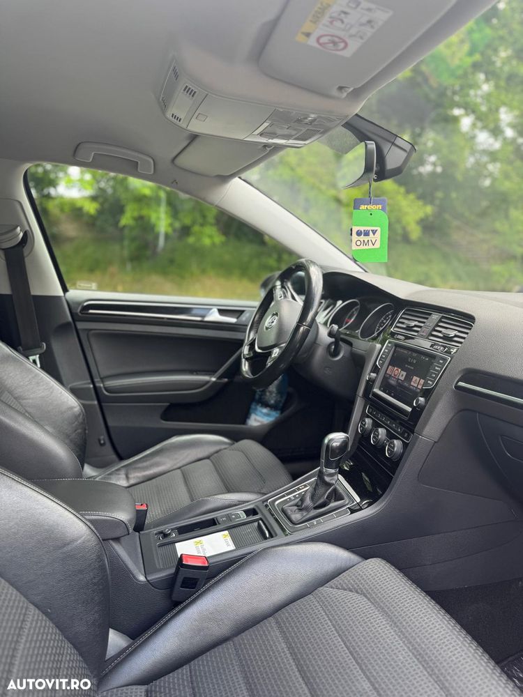 Volkswagen Golf 1.6 TDI DPF BMT DSG Comfortline - 9