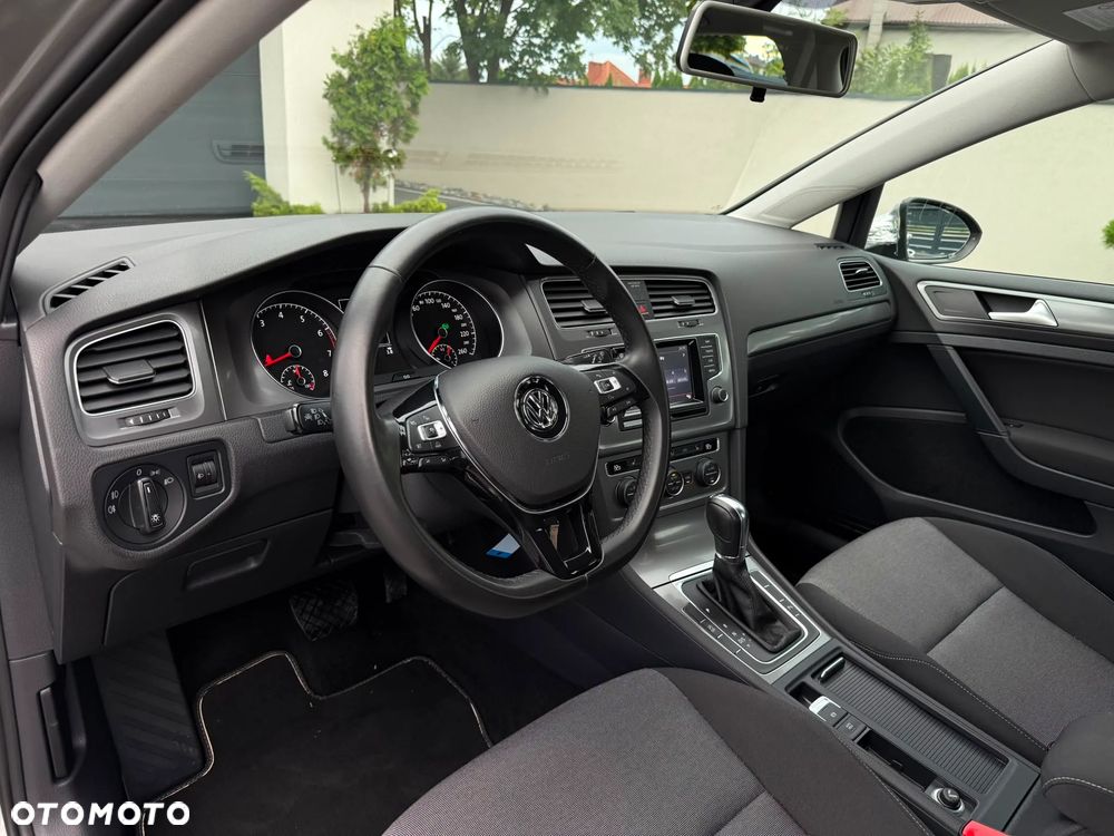 Volkswagen Golf 1.4 TSI BlueMotion Technology DSG Comfortline - 21