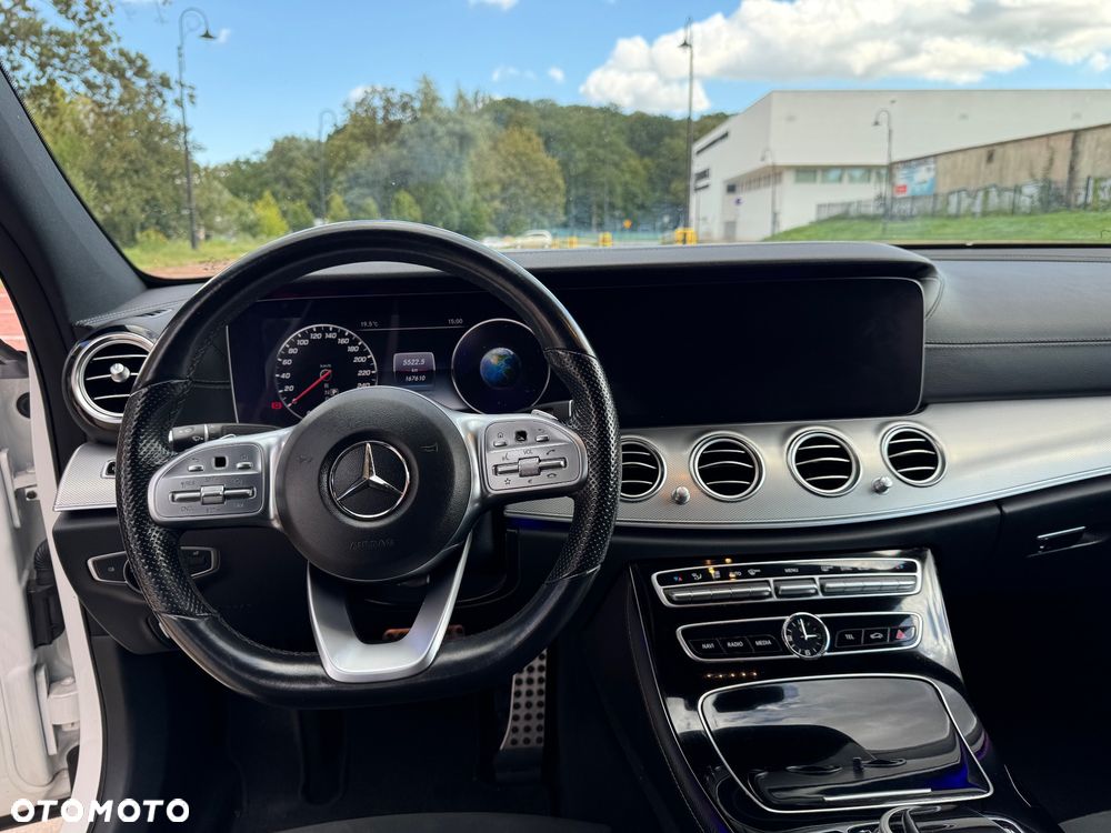 Mercedes-Benz Klasa E 220 d 4-Matic Business Edition 9G-TRONIC - 19