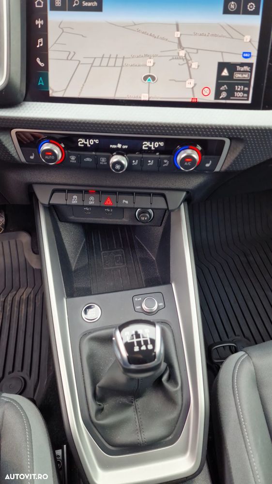 Audi A1 35 TFSI allstreet - 13