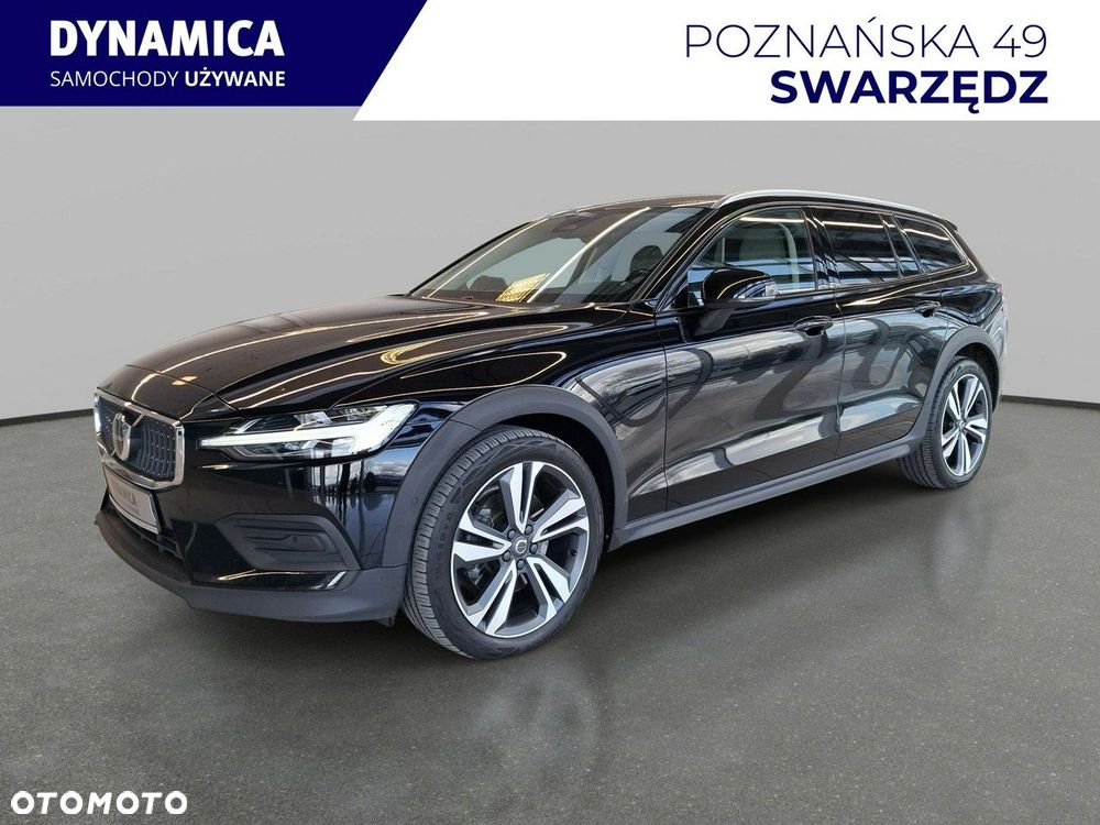 Volvo V60 Cross Country - 4