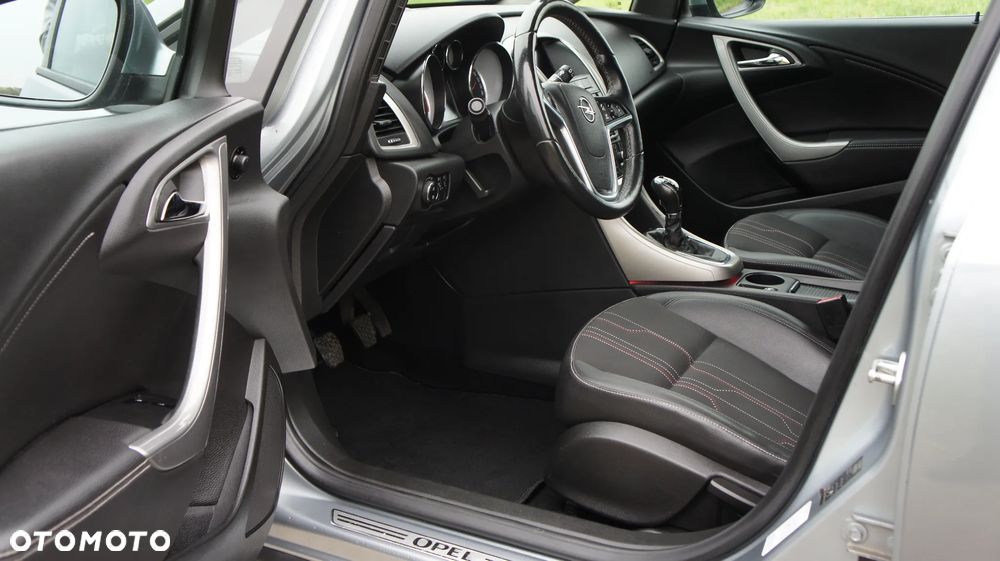 Opel Astra - 11