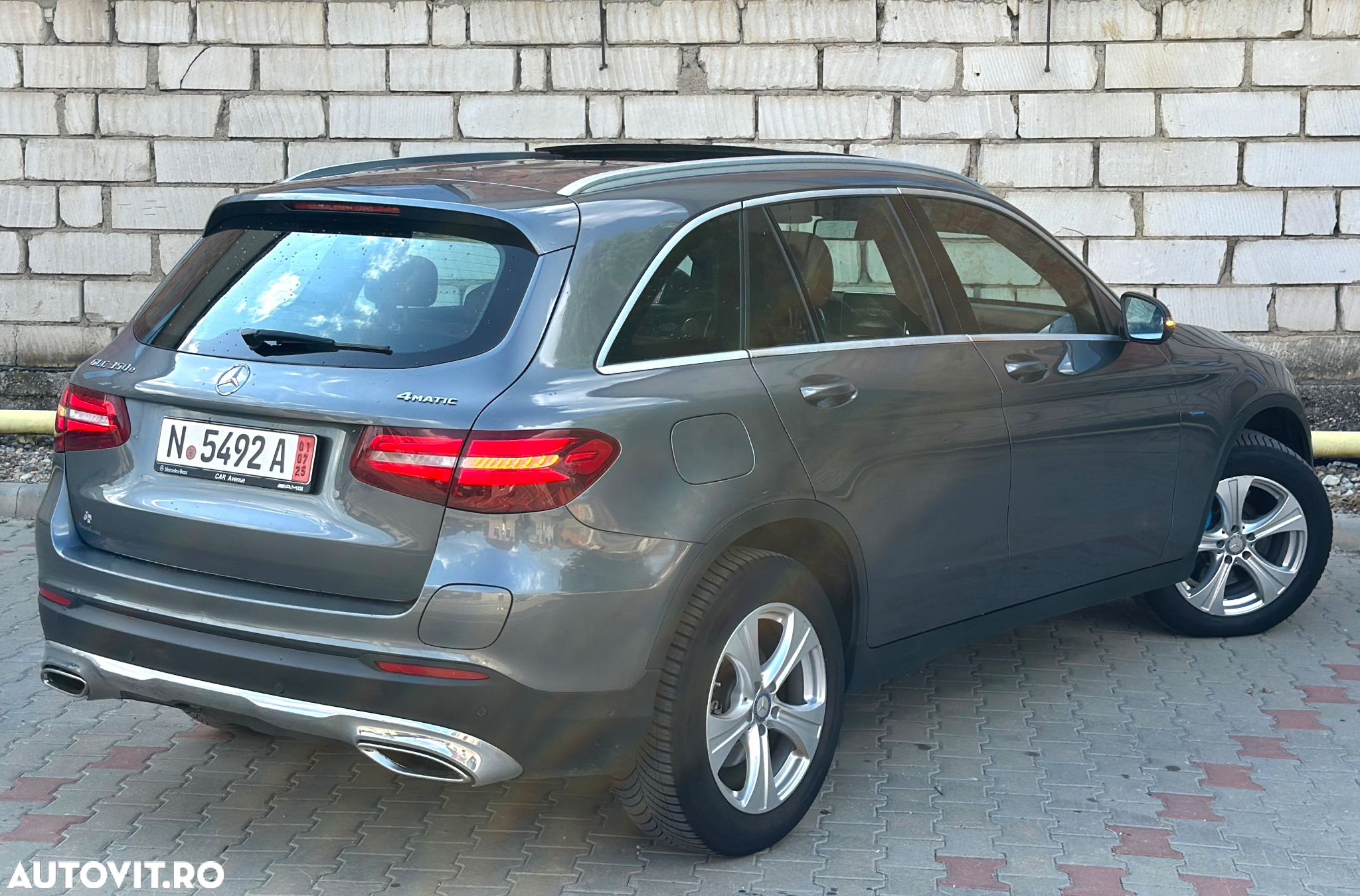 Mercedes-Benz GLC 350 e 4Matic 7G-TRONIC Exclusive - 4