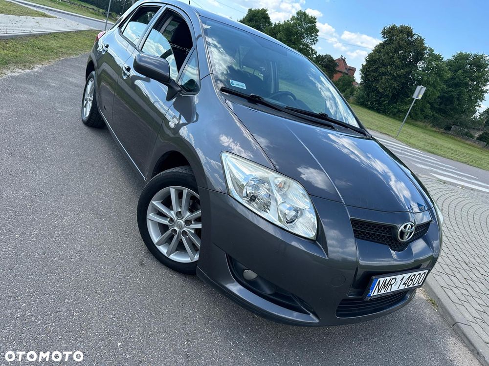 Toyota Verso - 1
