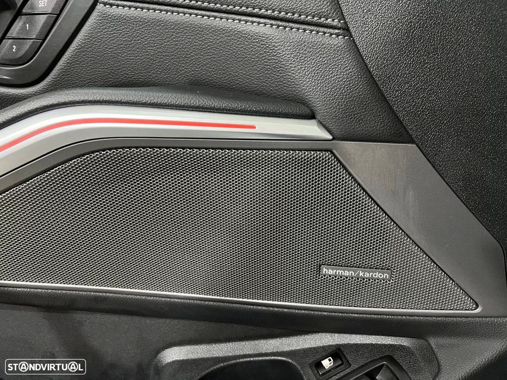 BMW 330 e Pack M Auto - 37