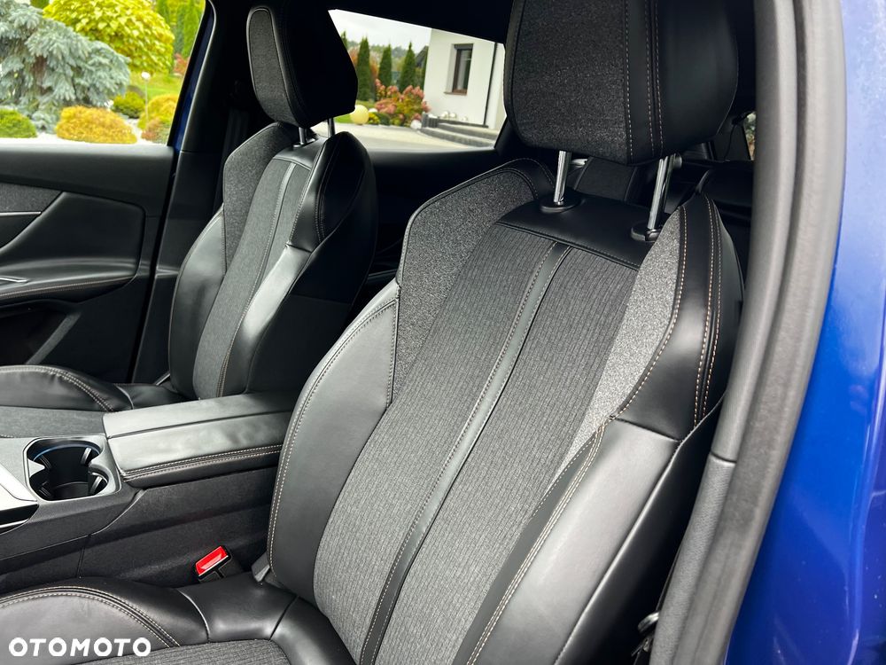 Peugeot 3008 BlueHDi 120 EAT6 Stop & Start Business Line - 23
