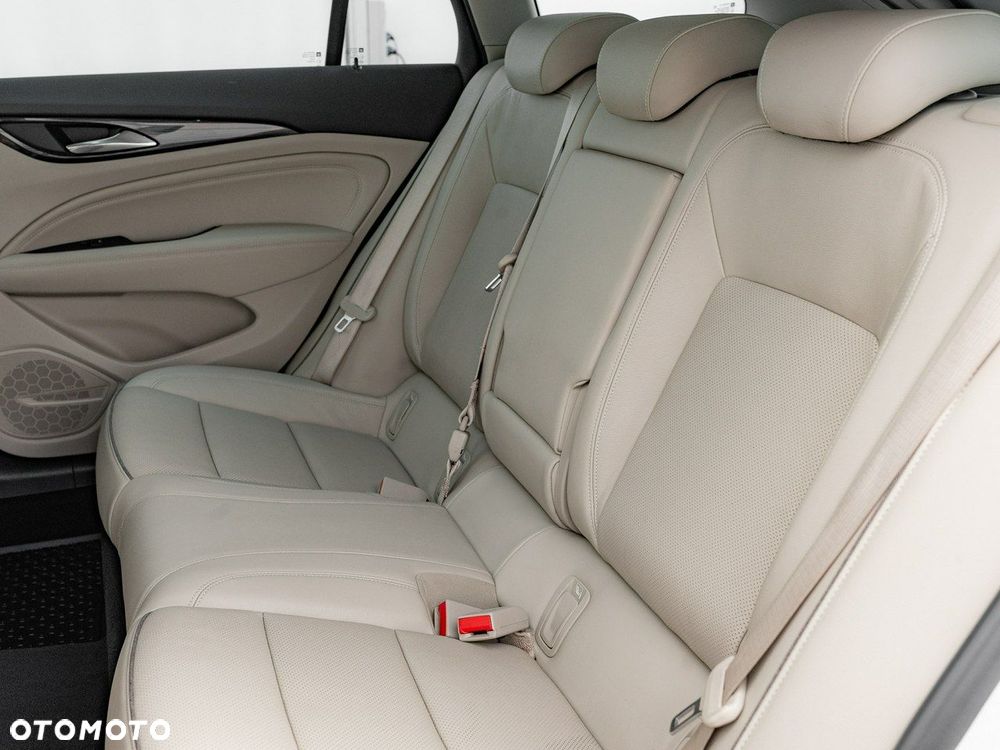 Opel Insignia 2.0 CDTI Innovation S&S - 28