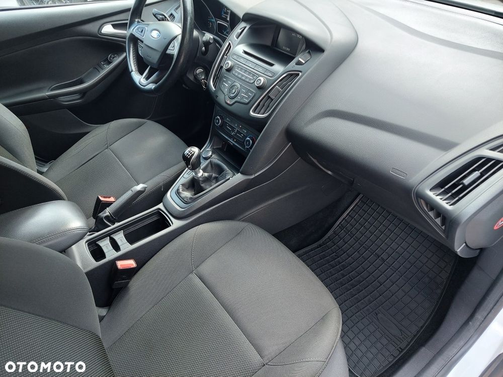 Ford Focus 1.5 TDCi Black Edition - 7