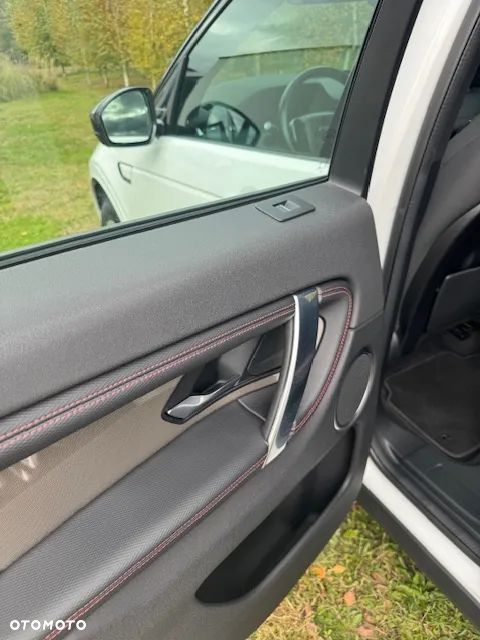 Land Rover Discovery Sport 2.0 D180 R-Dynamic SE - 19