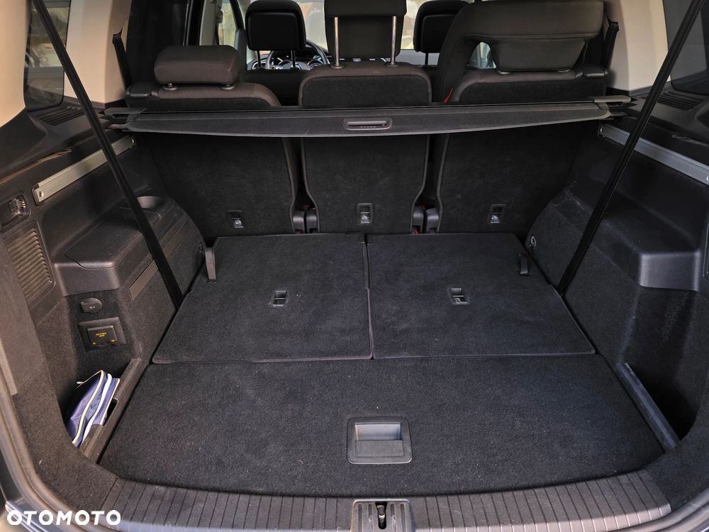 Volkswagen Touran 1.5 TSI EVO Highline DSG - 23