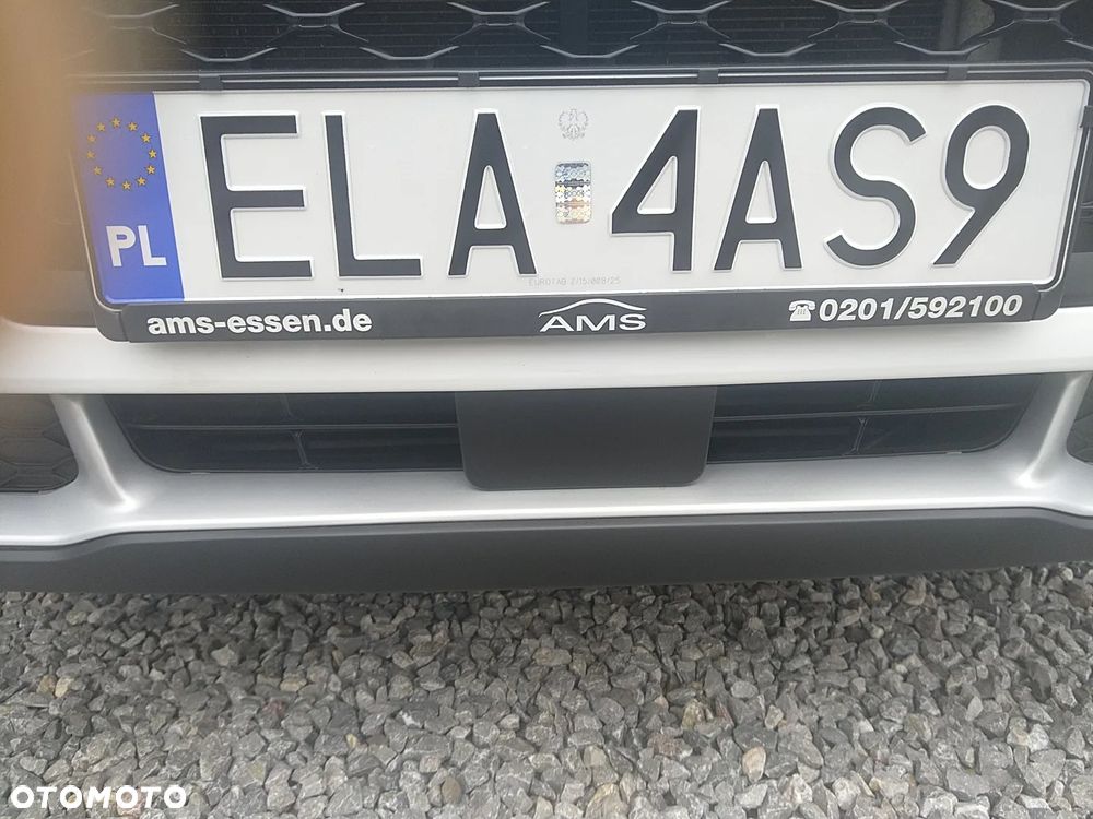 Hyundai Kona - 12