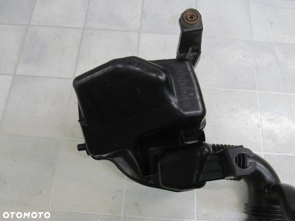 SUBARU IMPREZA 00- 2.0B REZONATOR POWIETRZA A44AE00 - 5
