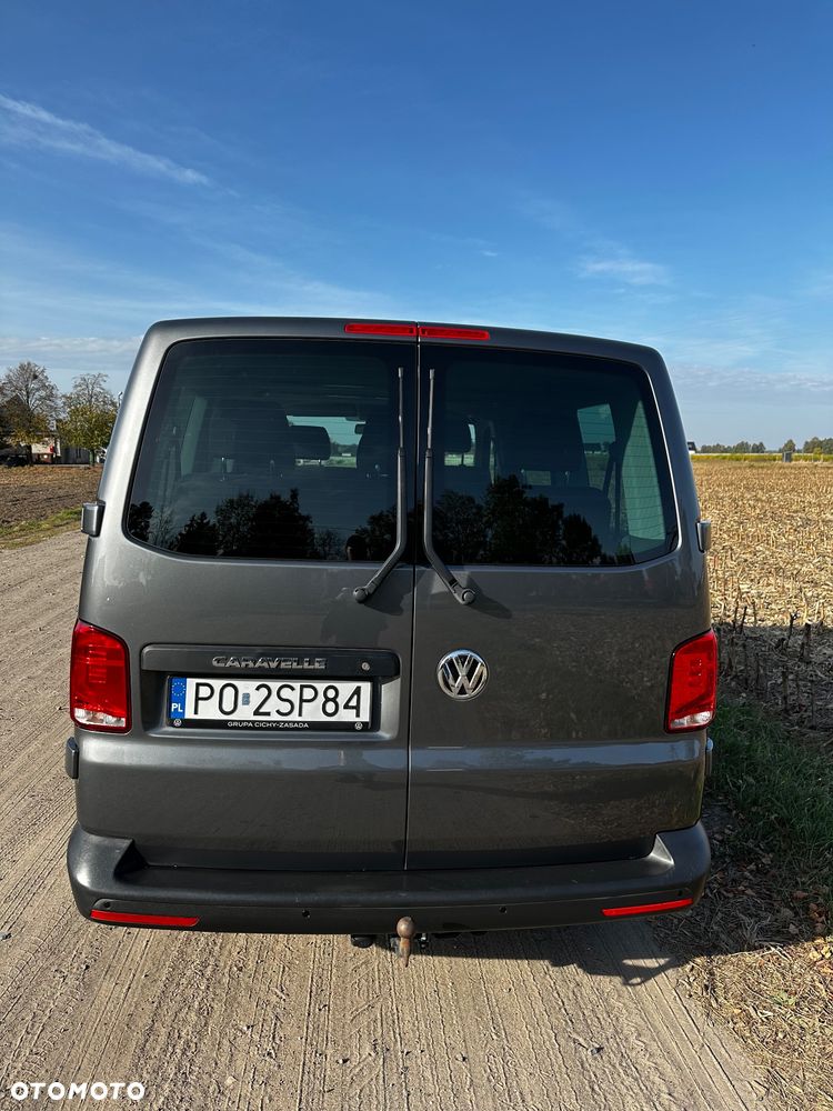 Volkswagen Caravelle - 11