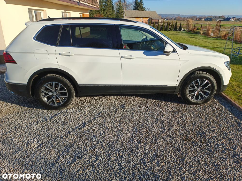 Volkswagen Tiguan Allspace - 6