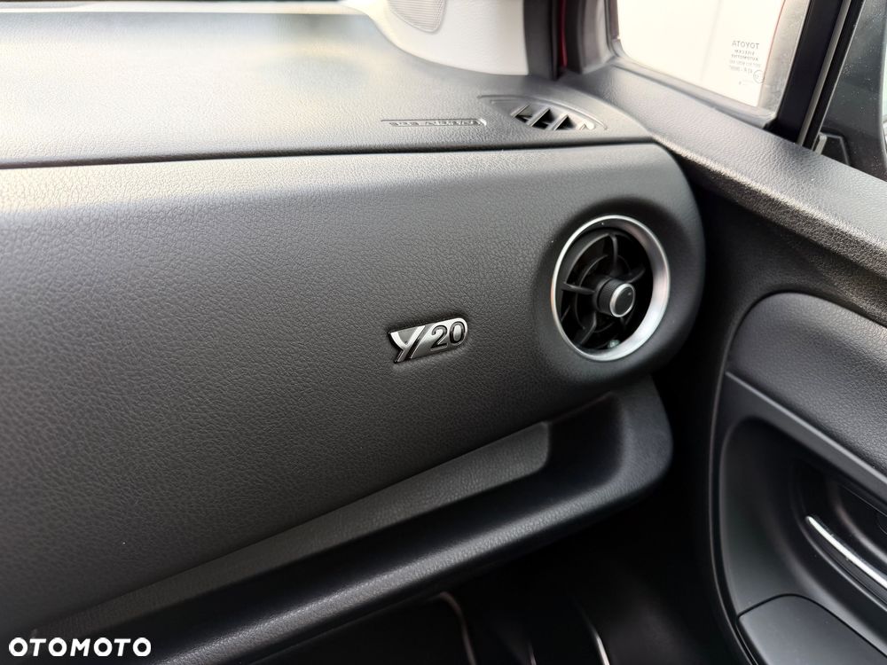 Toyota Yaris 1.5 Premium - 29