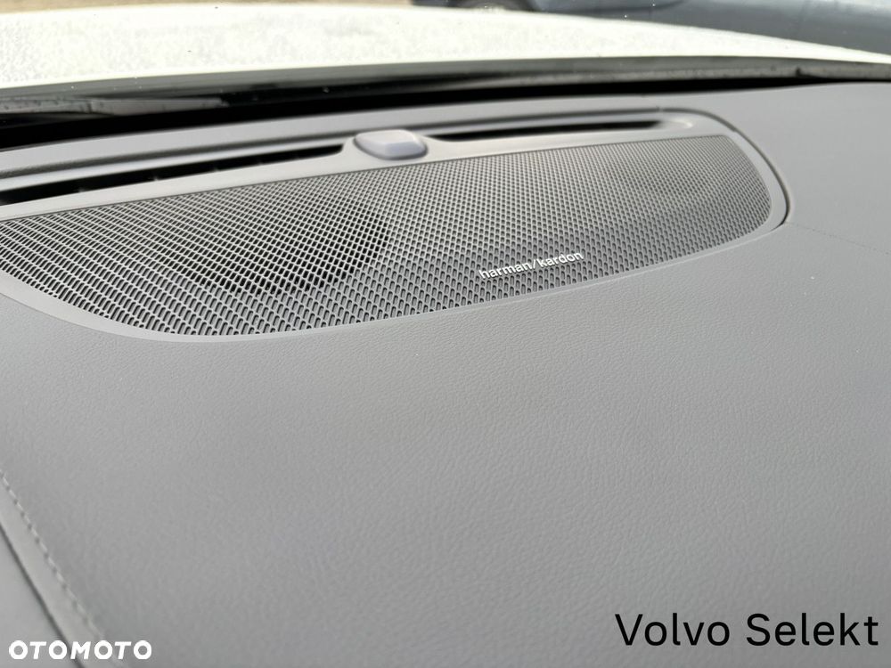 Volvo V90 2025