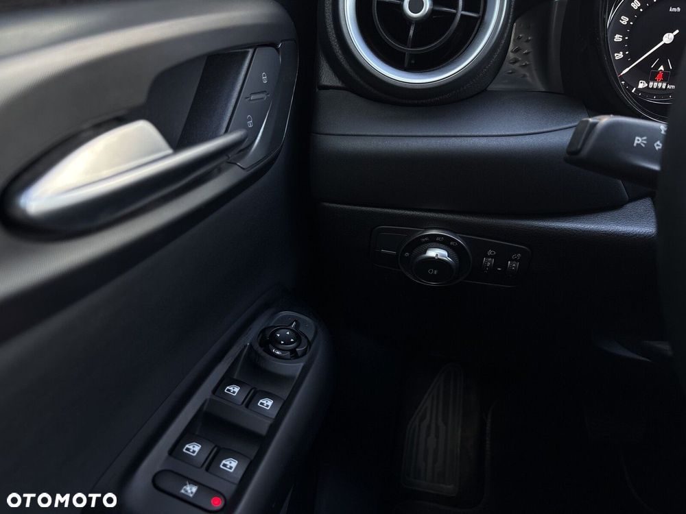 Alfa Romeo Tonale 1.5 T4 GSE mHEV Sprint DCT - 11
