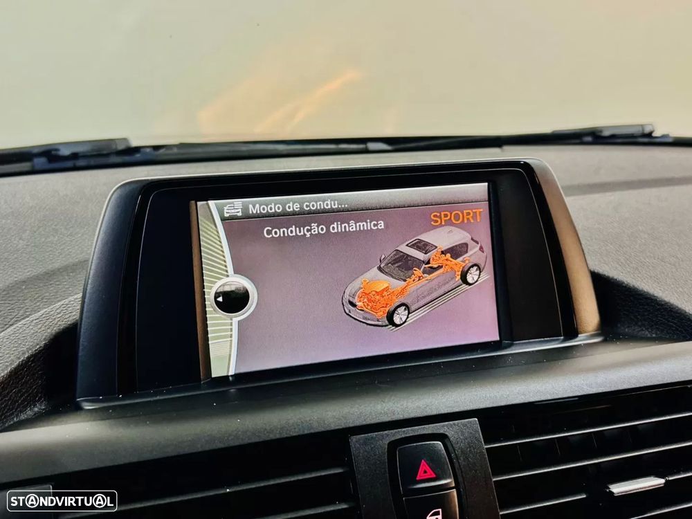 BMW 118 d Line Sport - 35