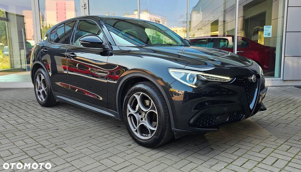 Alfa Romeo Stelvio 2.0 Turbo Sprint Q4 - 3