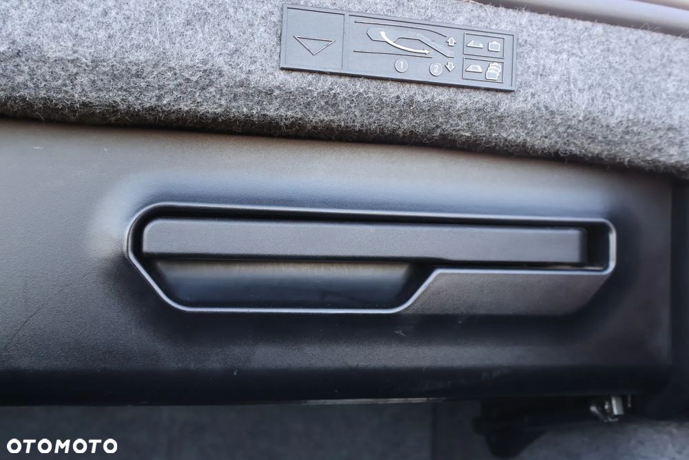 BMW Seria 3 330 Ci Edition Exclusive - 36