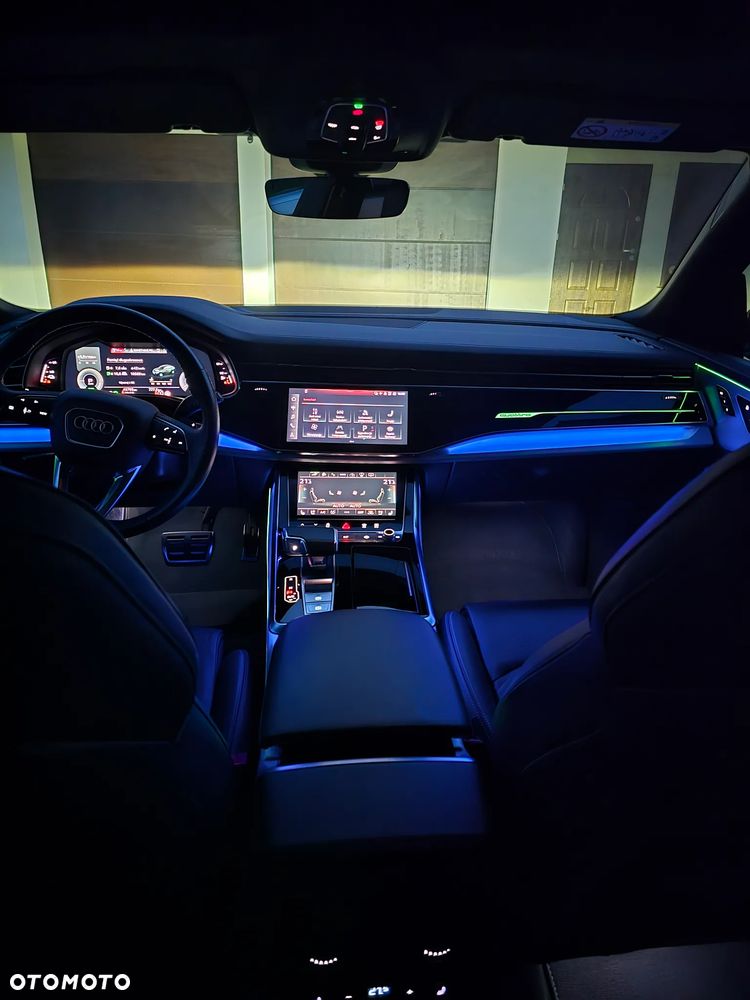 Audi Q8 - 22