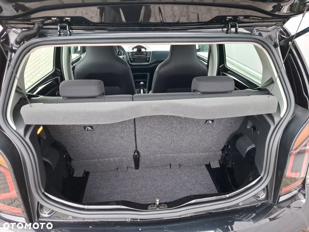 Volkswagen up! - 15