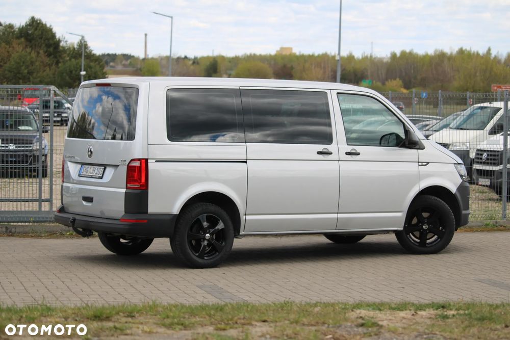 Volkswagen Transporter - 9