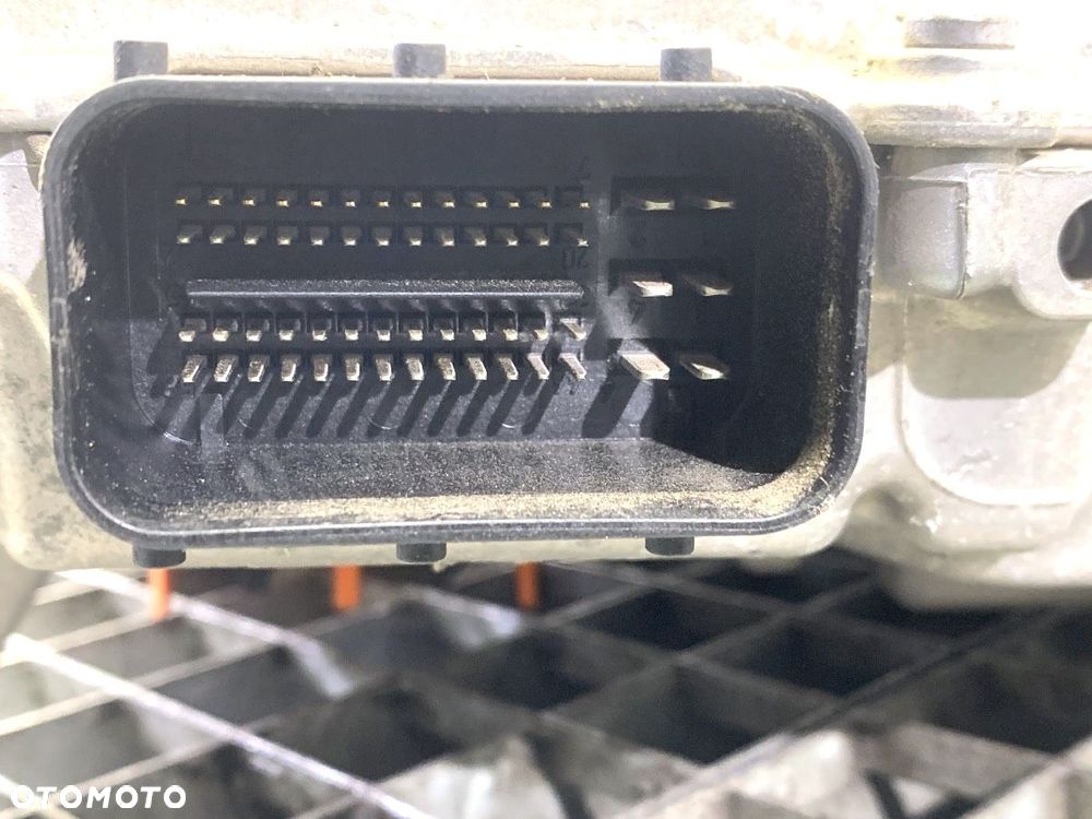 INWENTER KONWENTER FALOWNIK PRZETWORNICA  VOLVO S90 II (234) 2016 - 2022 T8 Hybrid AWD 223 kW [303 - 4