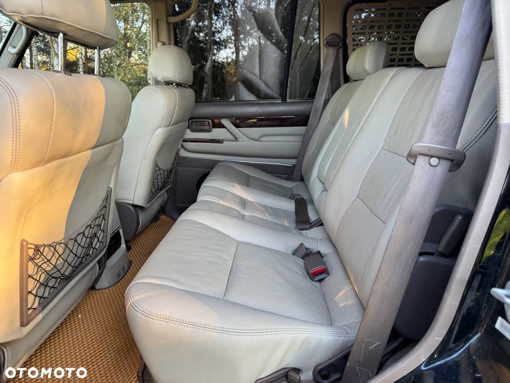 Lexus LX - 33