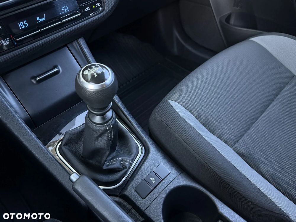 Toyota Auris - 9