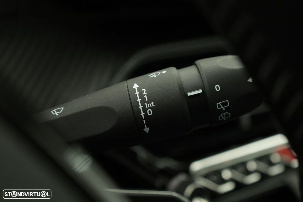 Peugeot 208 1.2 PureTech Active Pack - 19