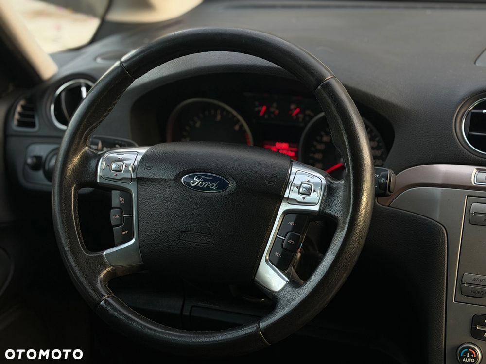 Ford Galaxy 2.0 TDCi Gold X - 17
