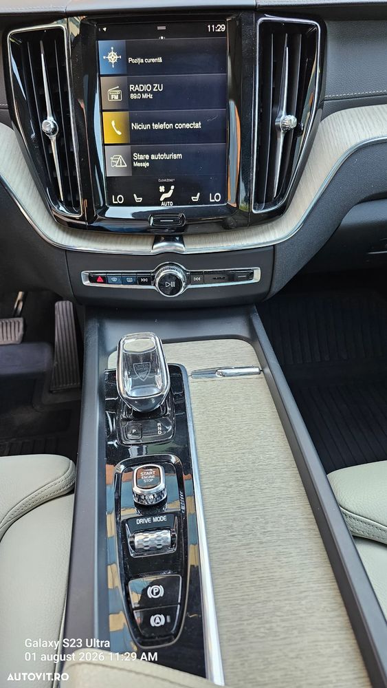 Volvo XC 60 T8 Twin Engine AWD Inscription - 8