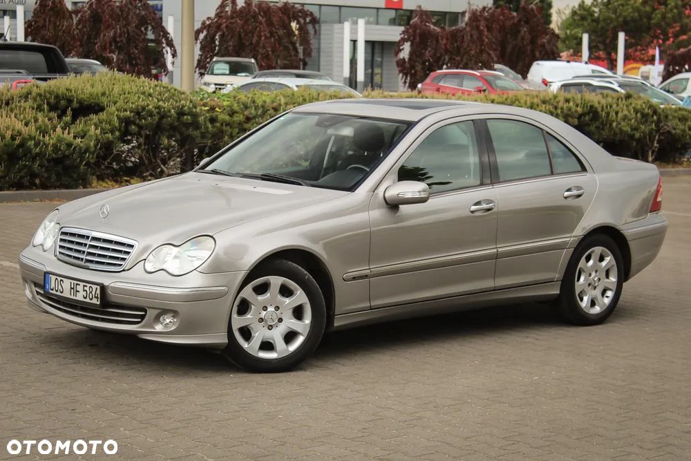 Mercedes-Benz Klasa C 180 Kompressor Automatik Elegance - 22