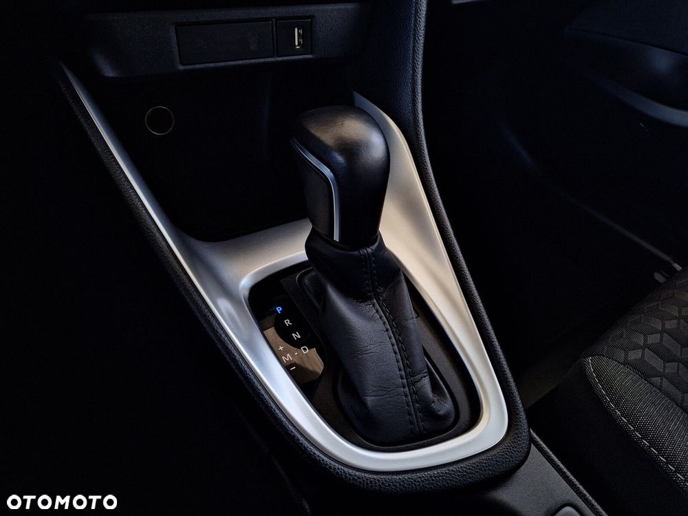 Toyota Yaris 1.5 Comfort CVT - 24