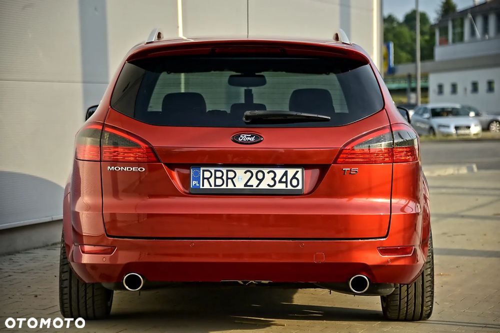 Ford Mondeo 2.5 Titanium X - 4