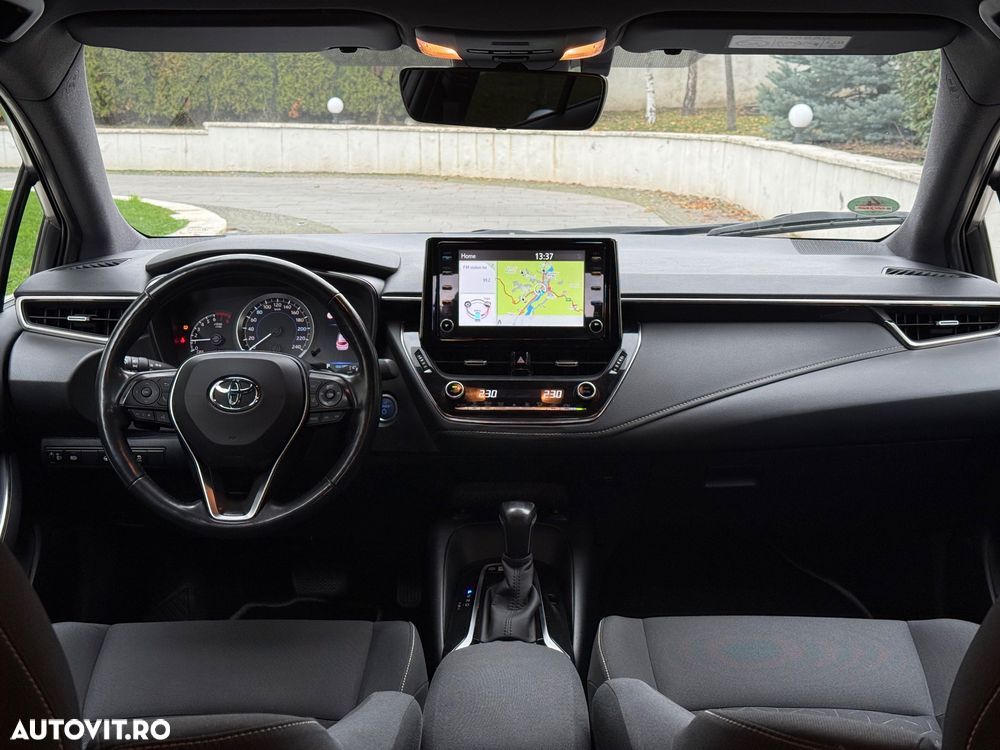 Toyota Corolla 2.0 Hybrid Touring Sports Lounge - 17