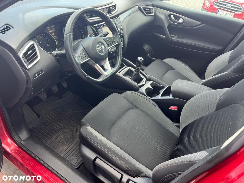 Nissan Qashqai 1.6 DCi N-Connecta - 16
