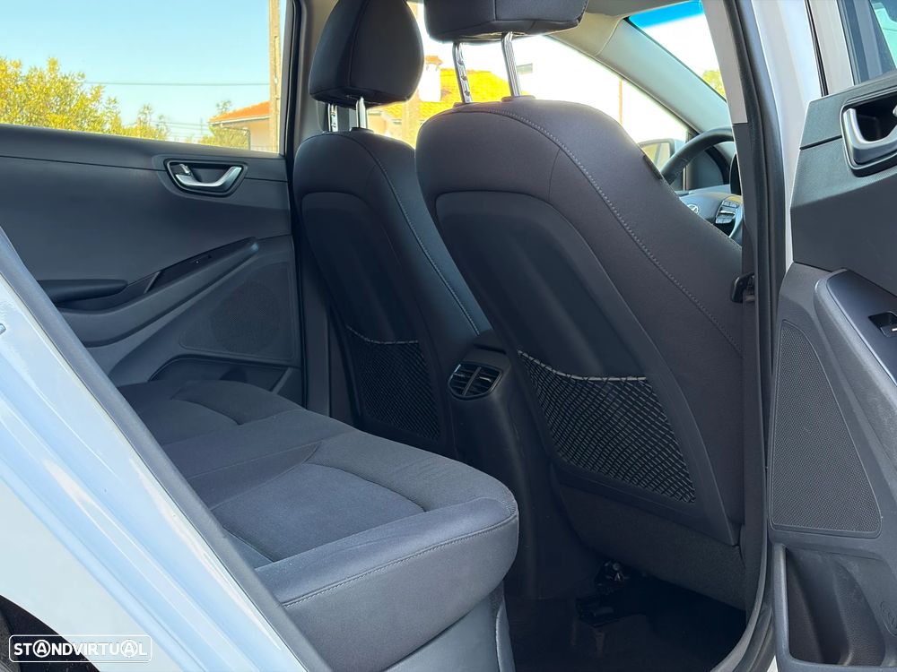 Hyundai Ioniq 1.6 GDI HEV Hybrid Tech - 47