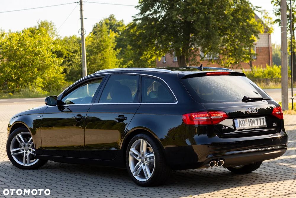 Audi A4 Avant 2.0 TDI DPF clean diesel quattro Attraction - 17