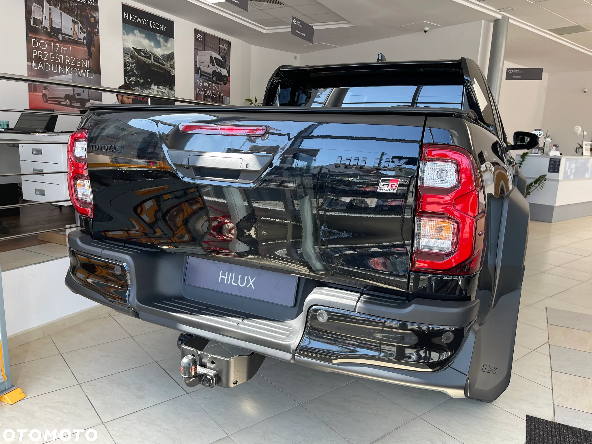 Toyota Hilux 2.8 D-4D Double Cab GR Sport II 4x4 - 12