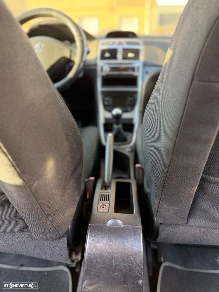 Peugeot 307 1.4 HDi XR - 5
