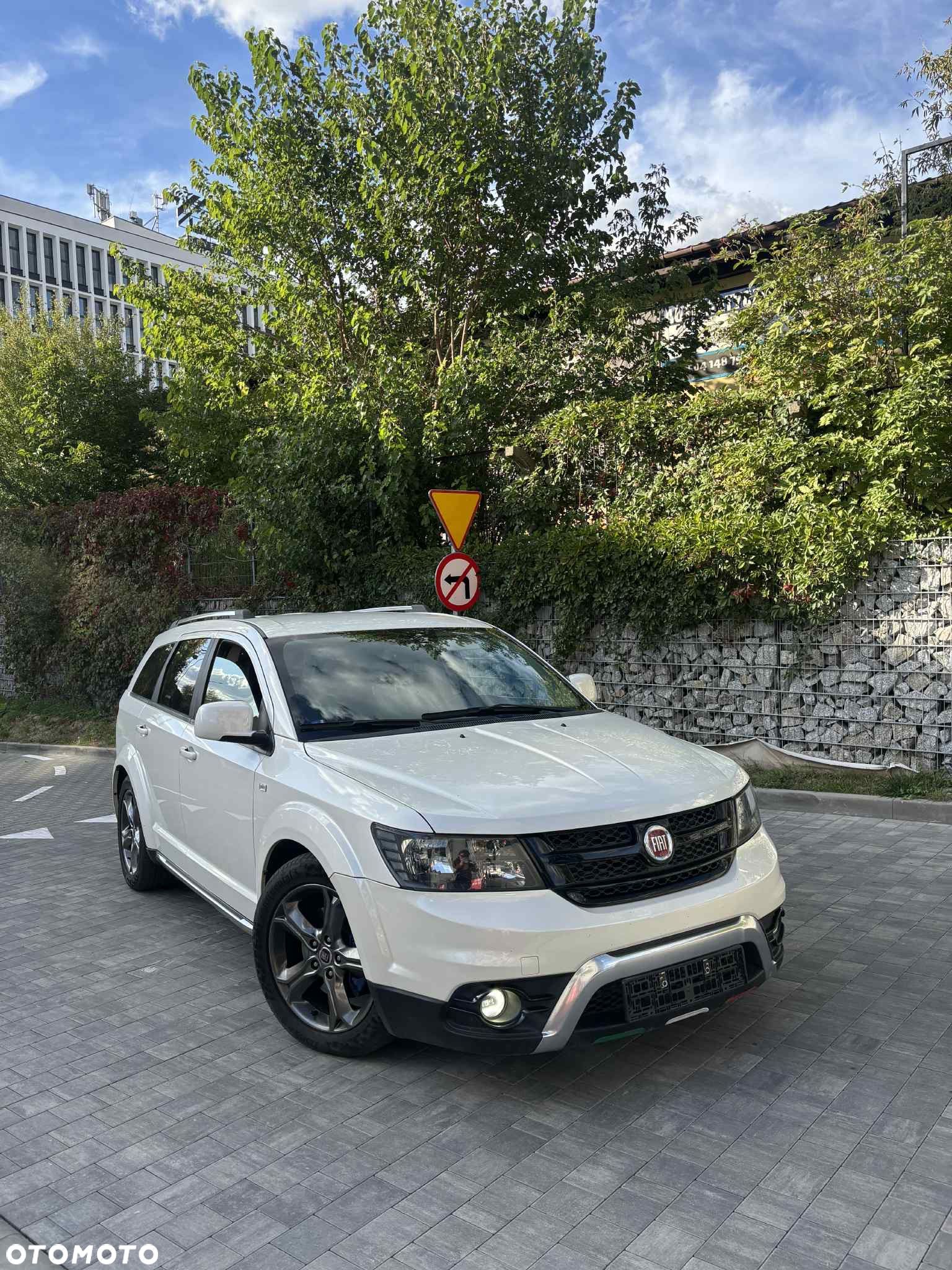 Fiat Freemont 2.0 Multijet 16V DPF Automatik Allrad Cross - 1