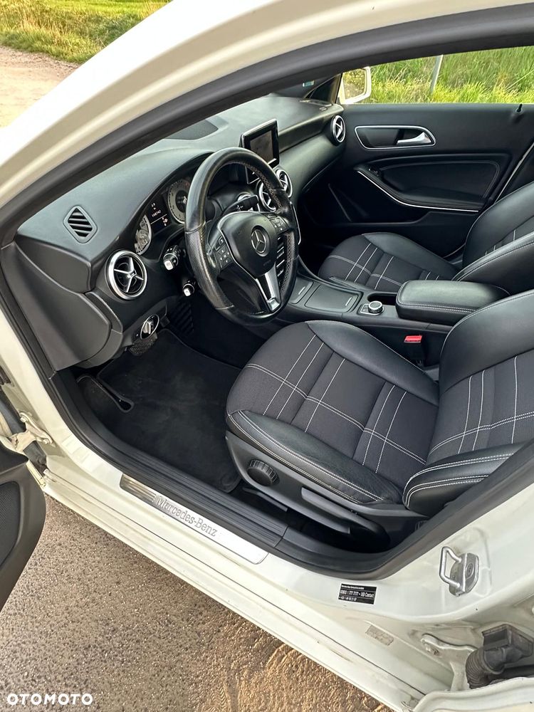 Mercedes-Benz Klasa A 180 CDI (BlueEFFICIENCY) 7G-DCT - 8
