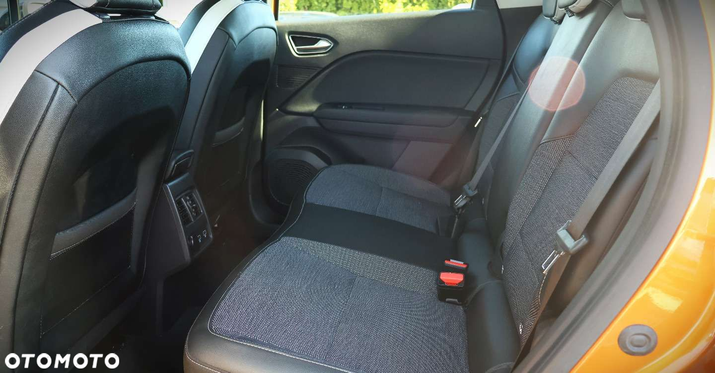 Renault Captur - 16