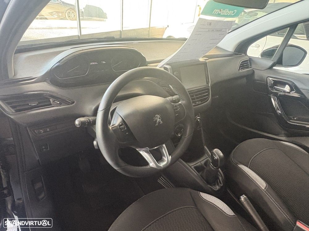 Peugeot 208 1.2 PureTech Signature - 15