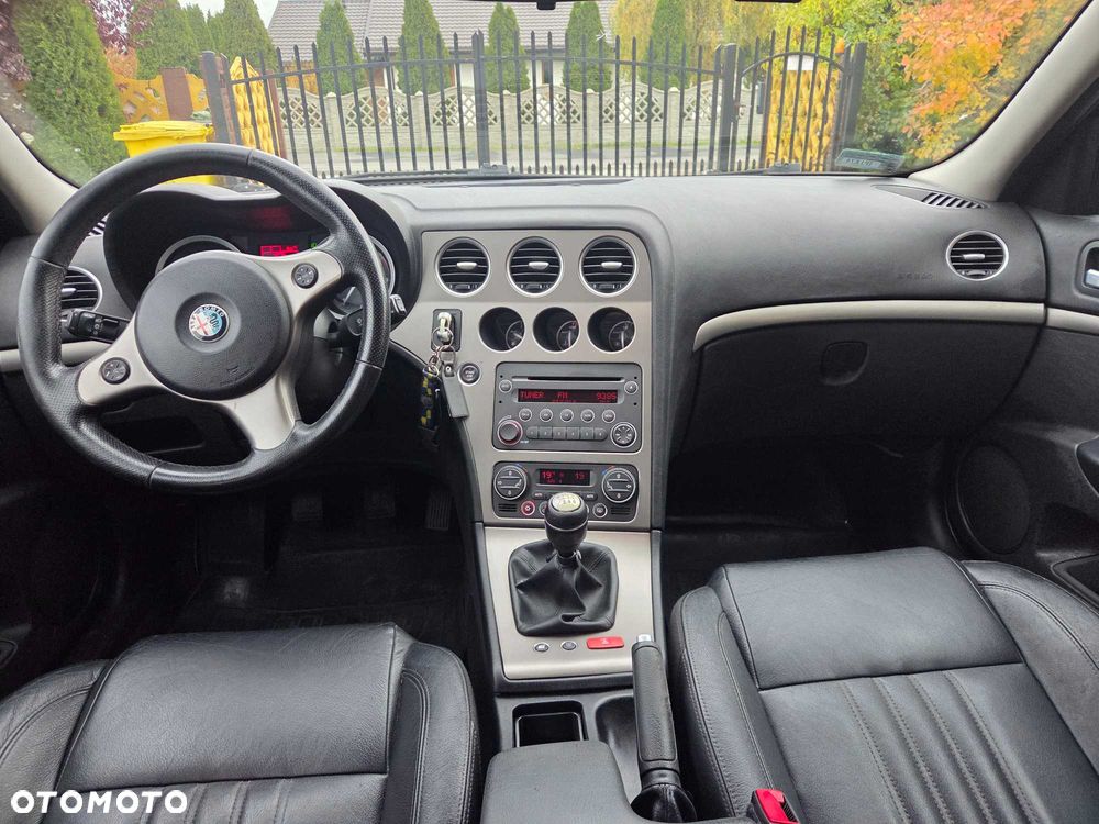 Alfa Romeo 159 - 5