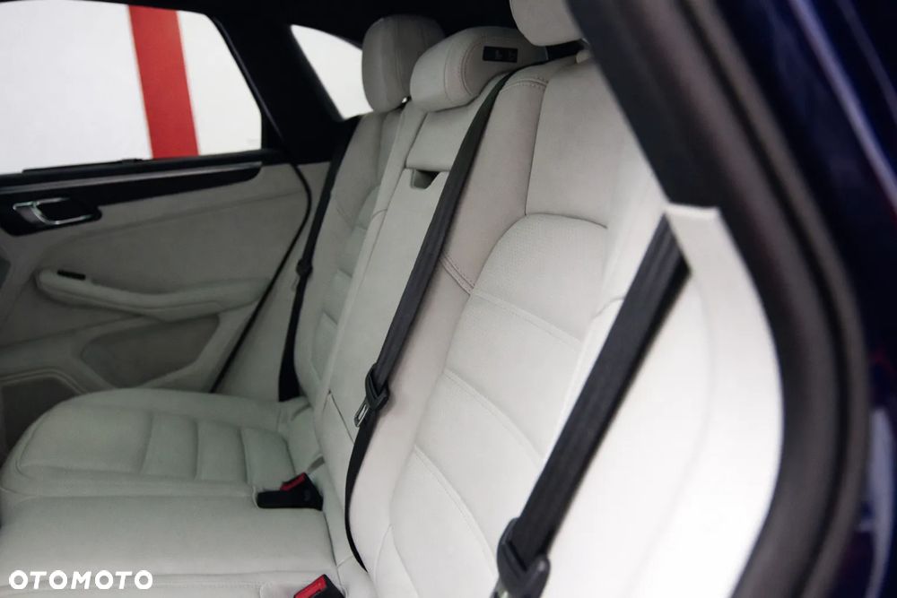 Porsche Macan T - 8