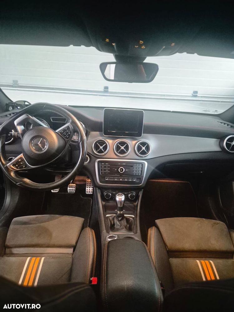 Mercedes-Benz CLA 220 - 6